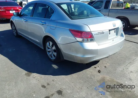 2010 Honda Accord 3.5 Ex-L z USA, uszkodzony, nr VIN 1HGCP3F8XAA021331